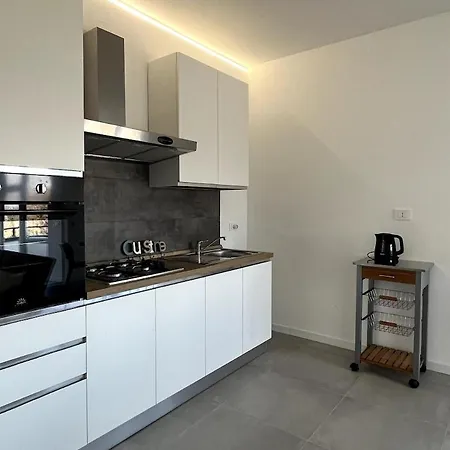 Διαμέρισμα View *